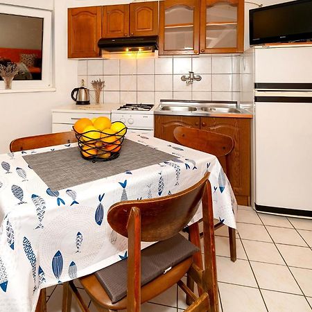 Apartments Nada & Ivan With Terrace باشْكا المظهر الخارجي الصورة