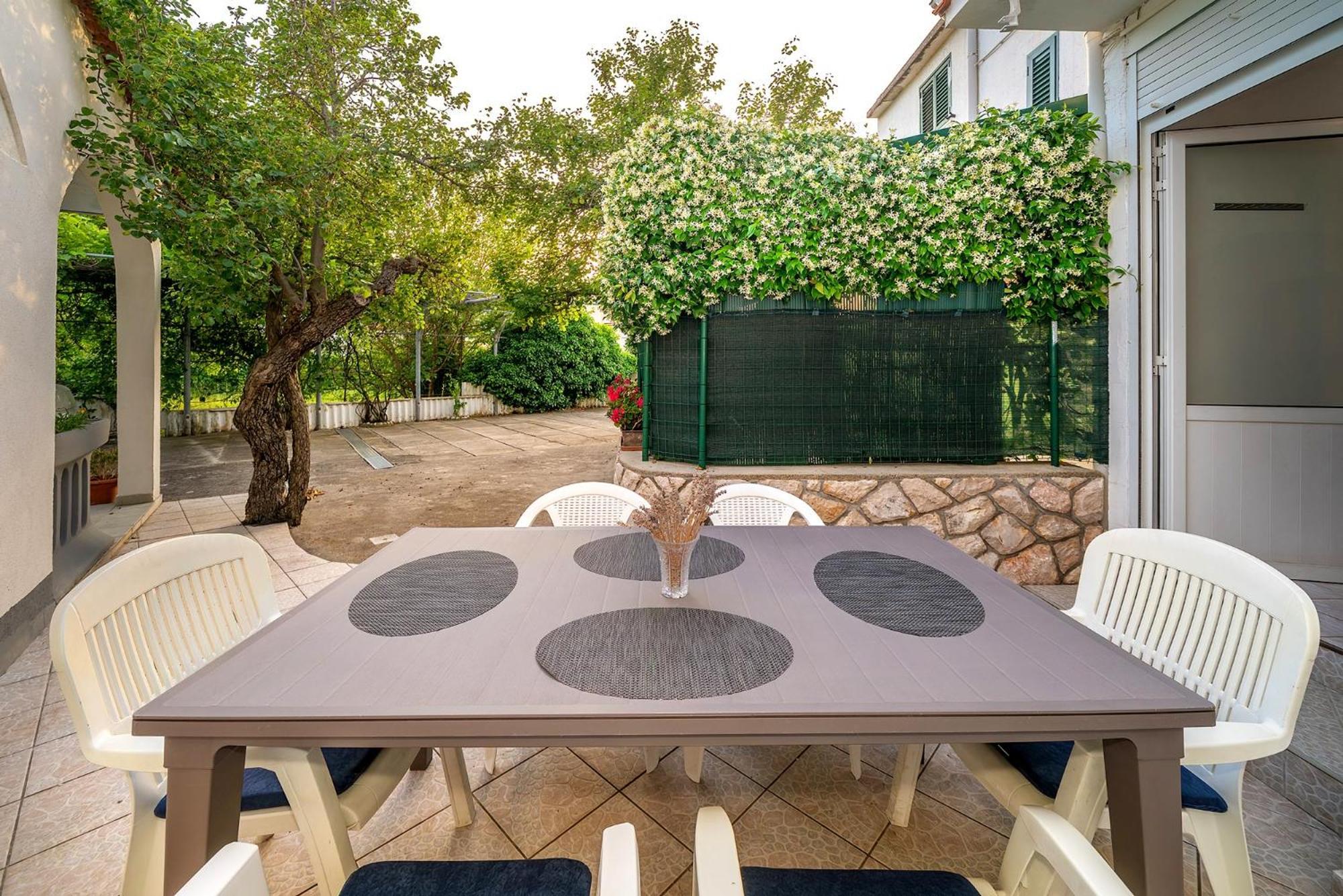 Apartments Nada & Ivan With Terrace باشْكا المظهر الخارجي الصورة
